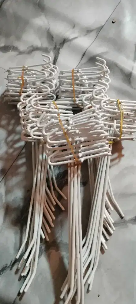 Cantolan atau gantungan