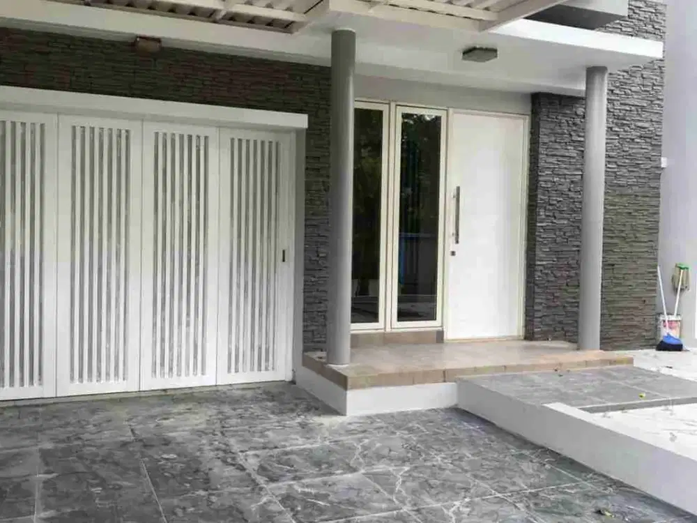 Disewakan rumah siap huni di cluster Asera onewest harapan indah 2 bekasi