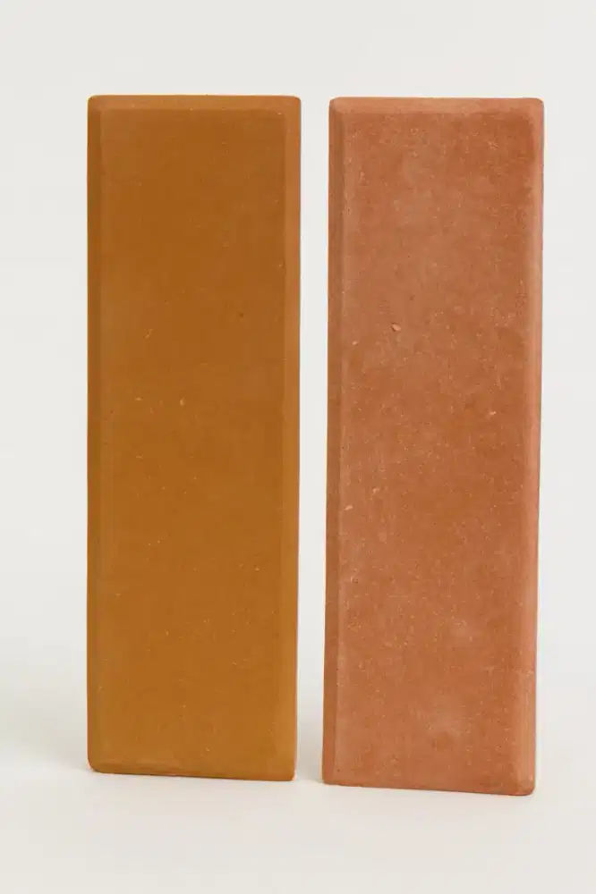 Bata Tempel Motif Minimalis – Cocok untuk Dinding Interior & Eksterior