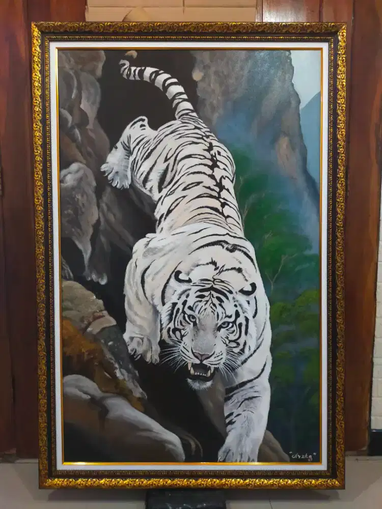 Lukisan macan putih ukuran 150×100 cm