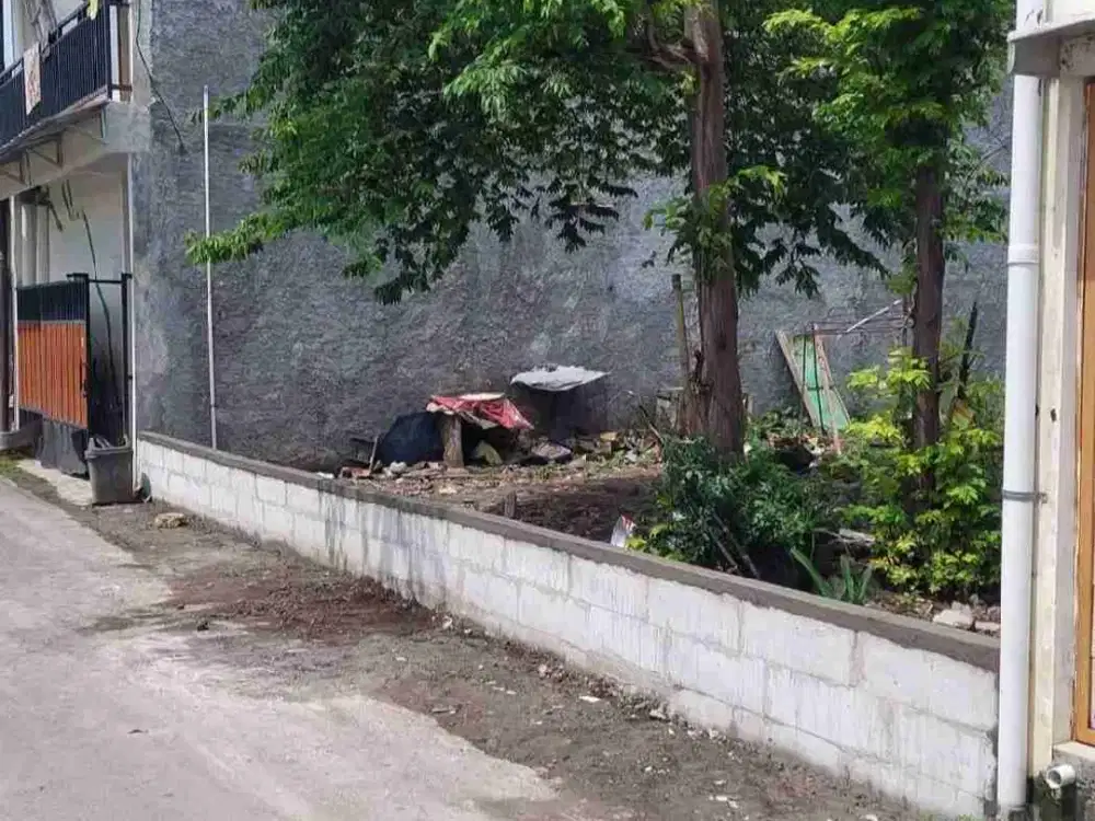 Dijual pekarangan dekat smp it dan kpu sumber solo