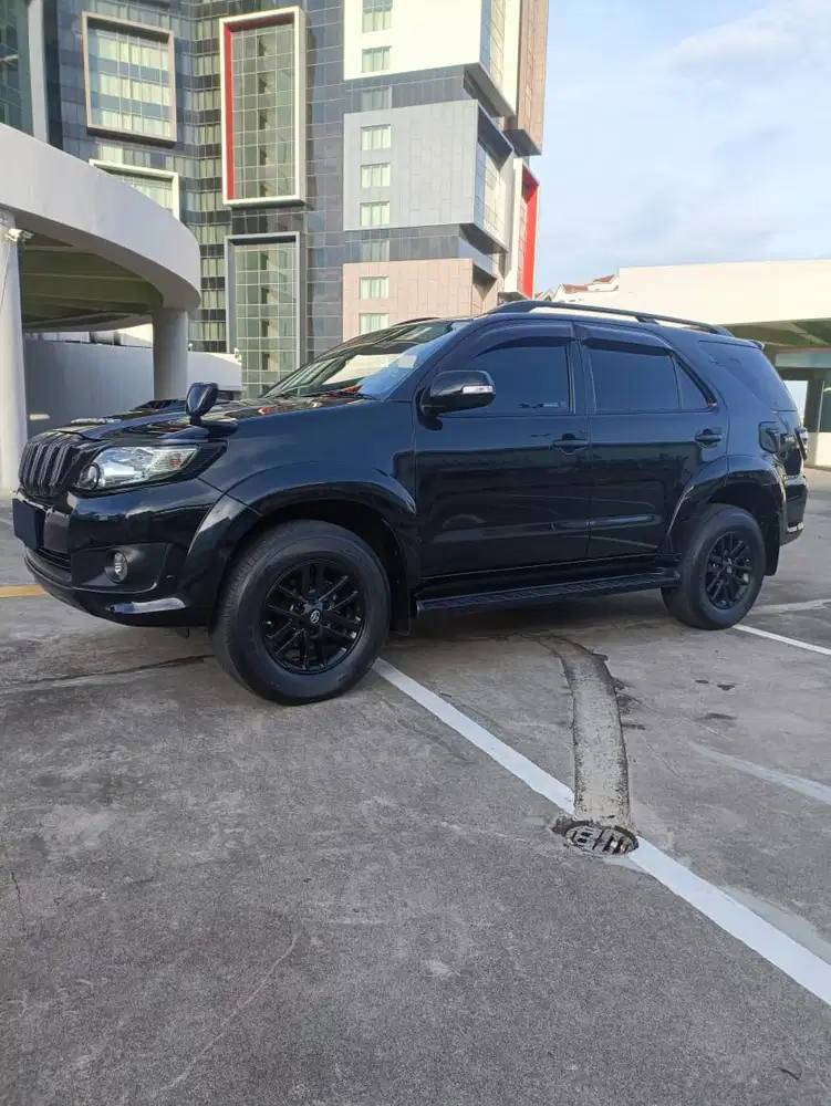 Fortuner G AT VNT Diesel 2013