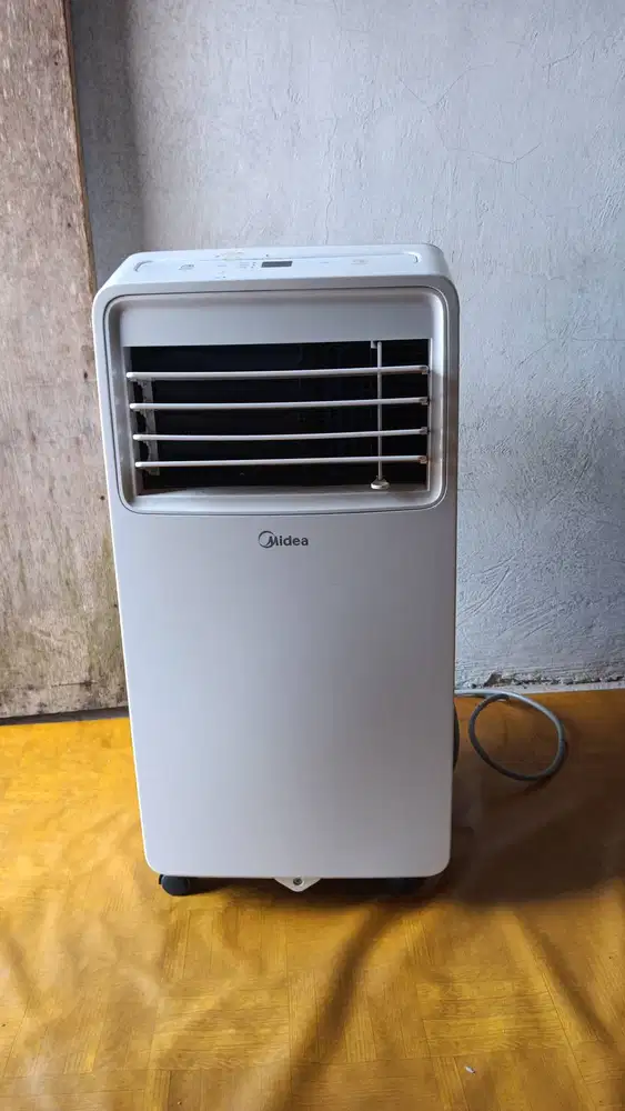 Jual ac portable 500pk merek midea