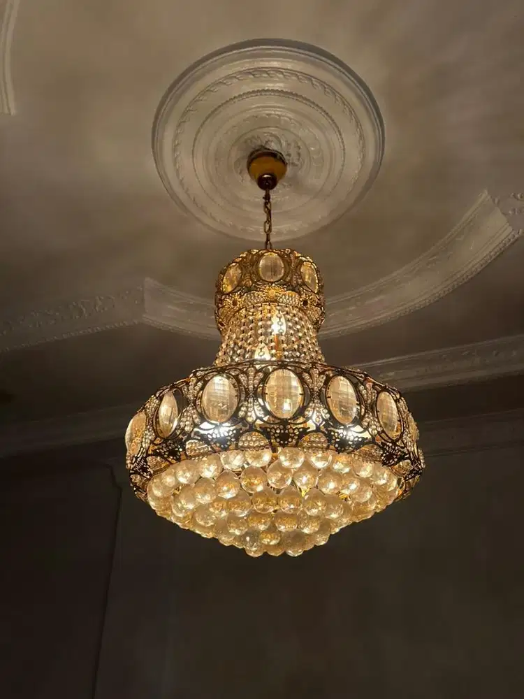 Lampu Gantung Ruang Tamu