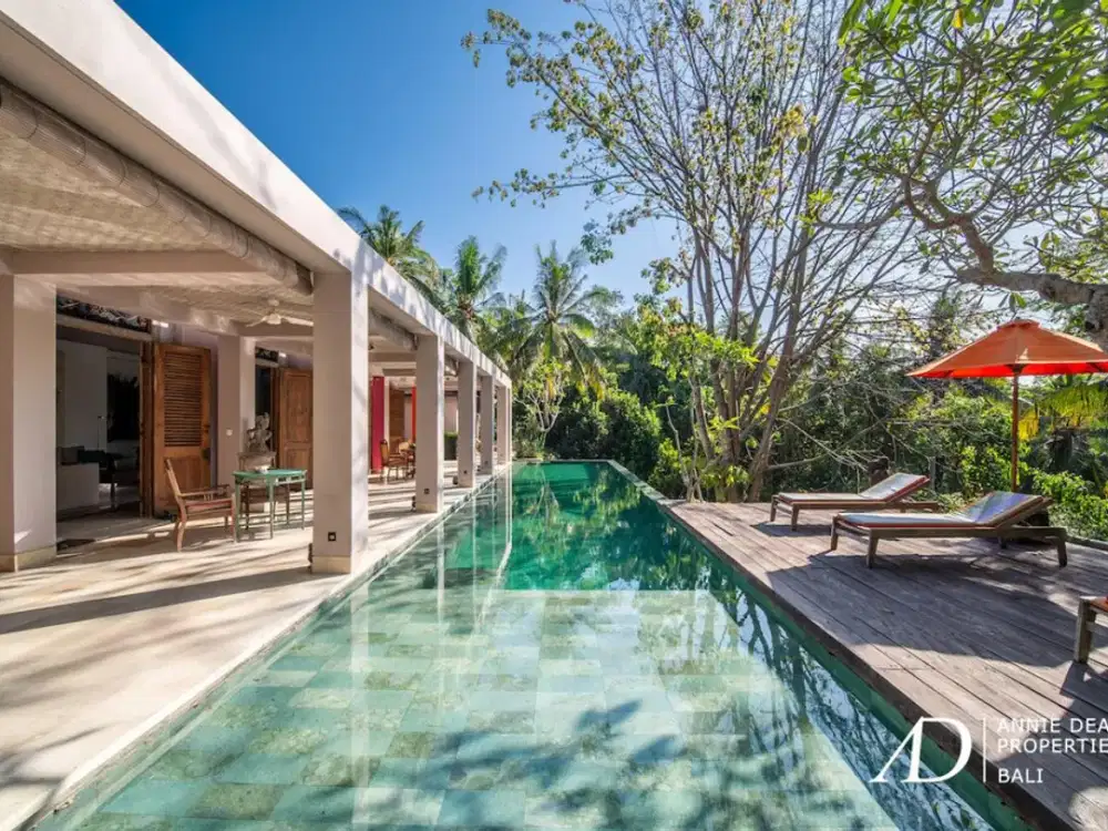 FREEHOLD MAGNIFICENT RIVERSIDE ESTATE IN TRANQUIL NYAMBU