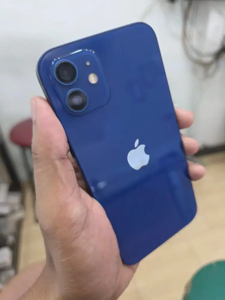 IPhone 12 64 gb inter