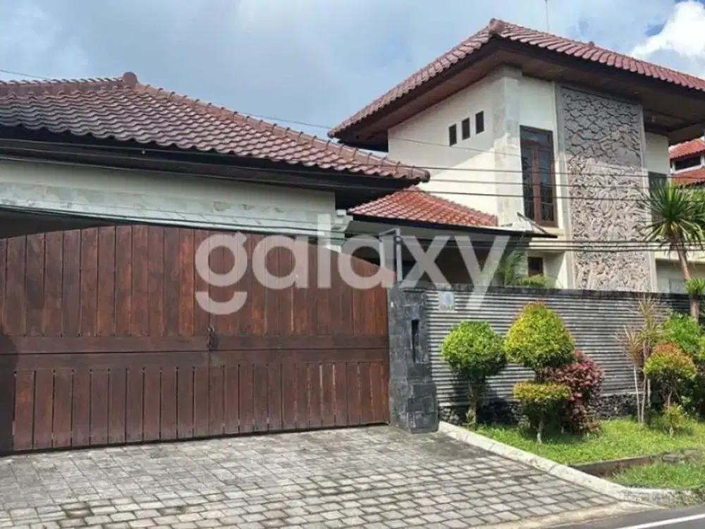 RUMAH 2 LANTAI DI TAMAN SARI MUMBUL BENOA BADUNG, BALI