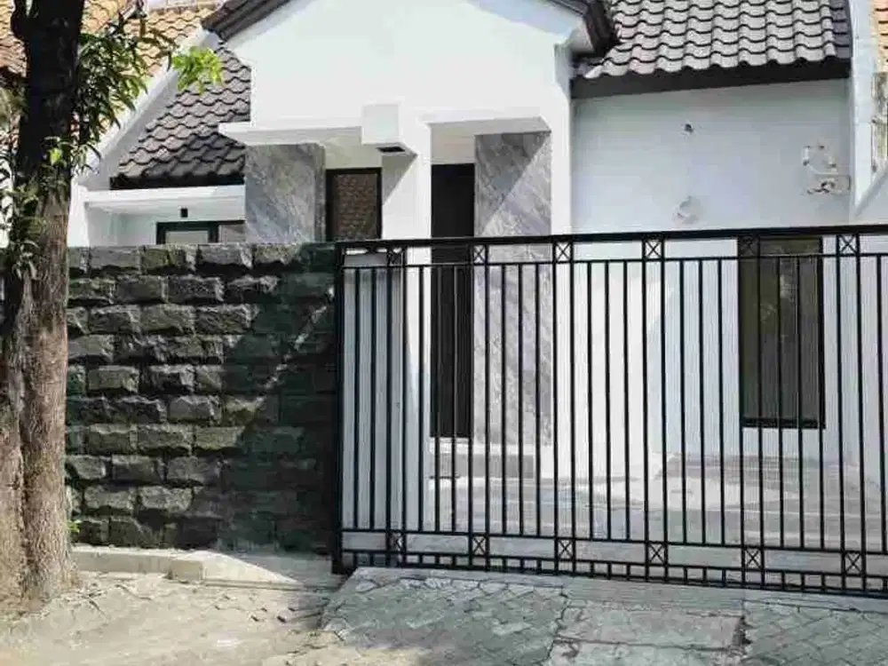 Dijual Rumah Citraland Fully Renov dekat Pasar Modern