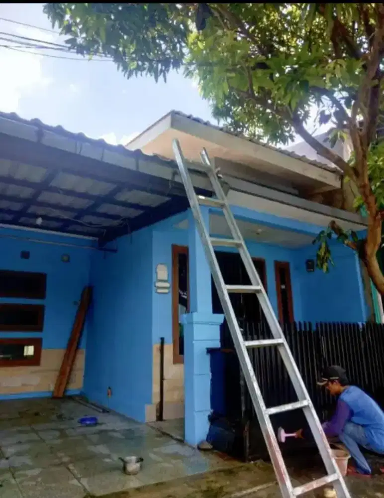 Rumah asri nyaman taman raya