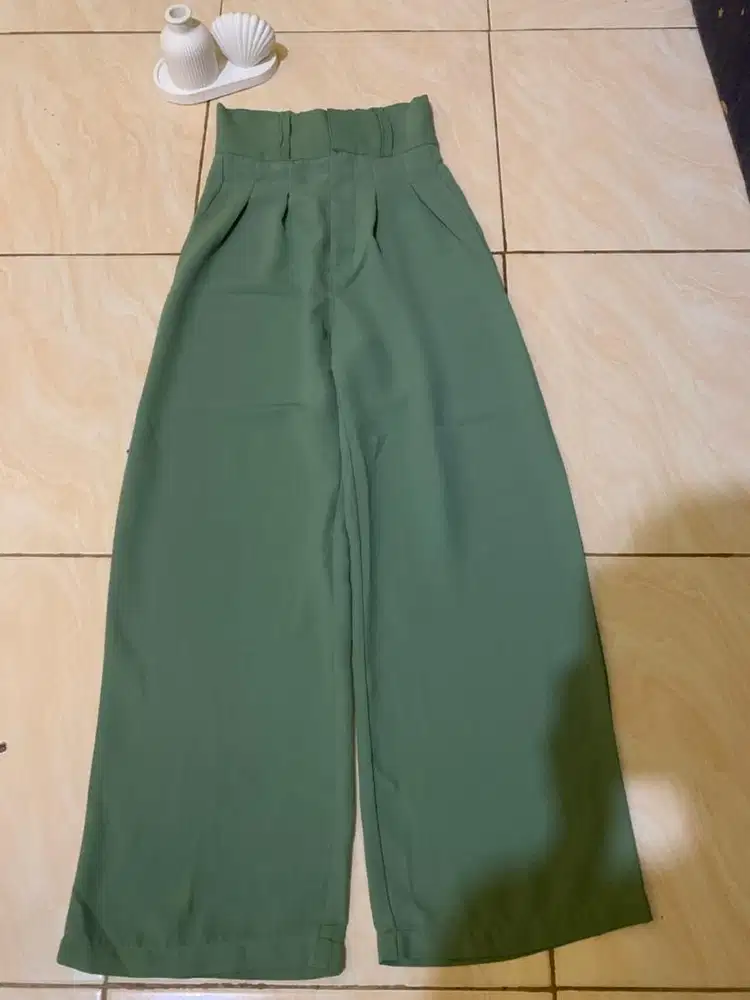 Jual Celana Highwaist Wanita Sage Green
