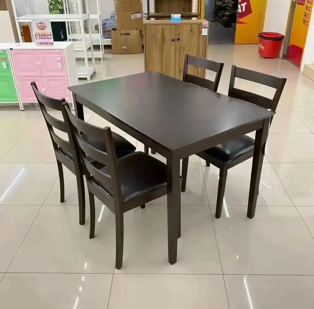 MEJA MAKAN SET YASMIN