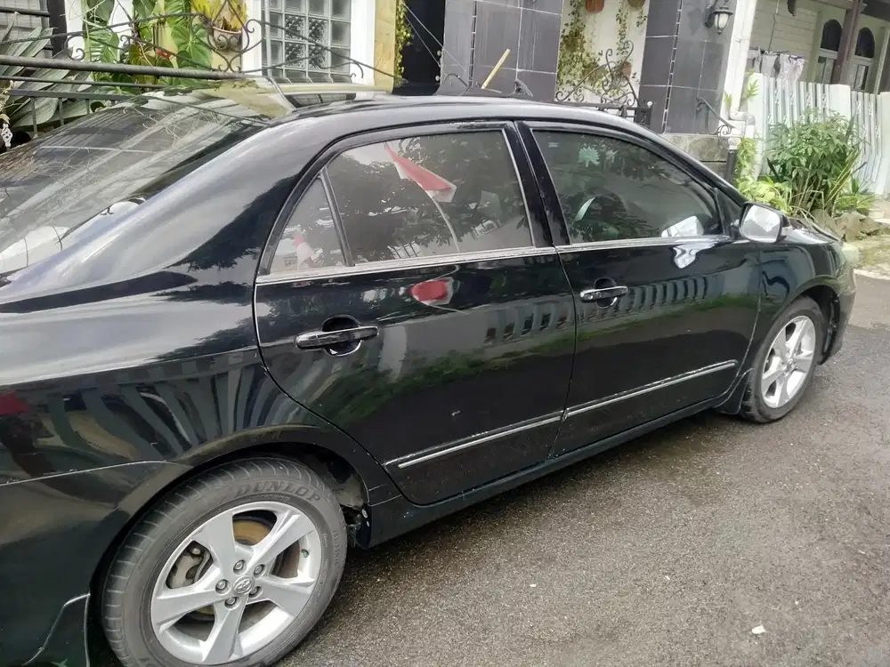 Toyota Corolla Altis 2013 Bensin