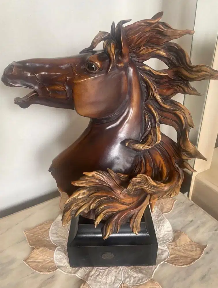 Kepala kuda tinggi 45 cm