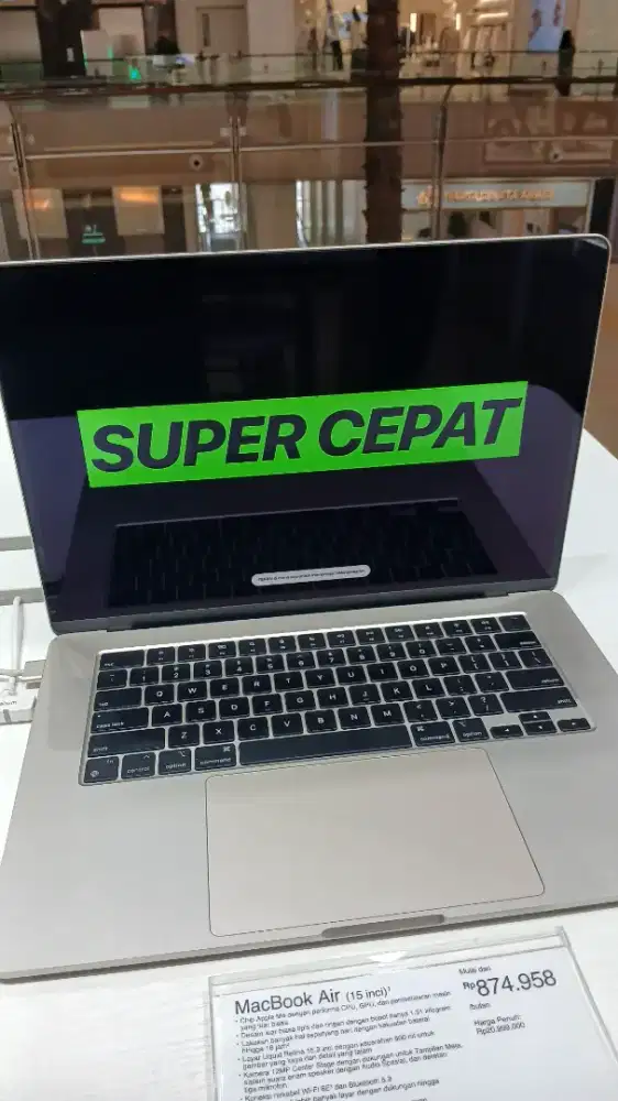 Macbook Air (15inci) 16/256GB