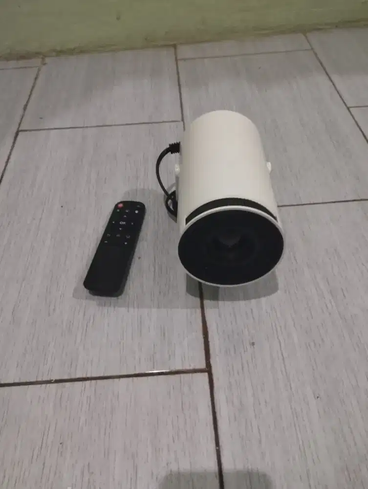 Smart projector android HY300