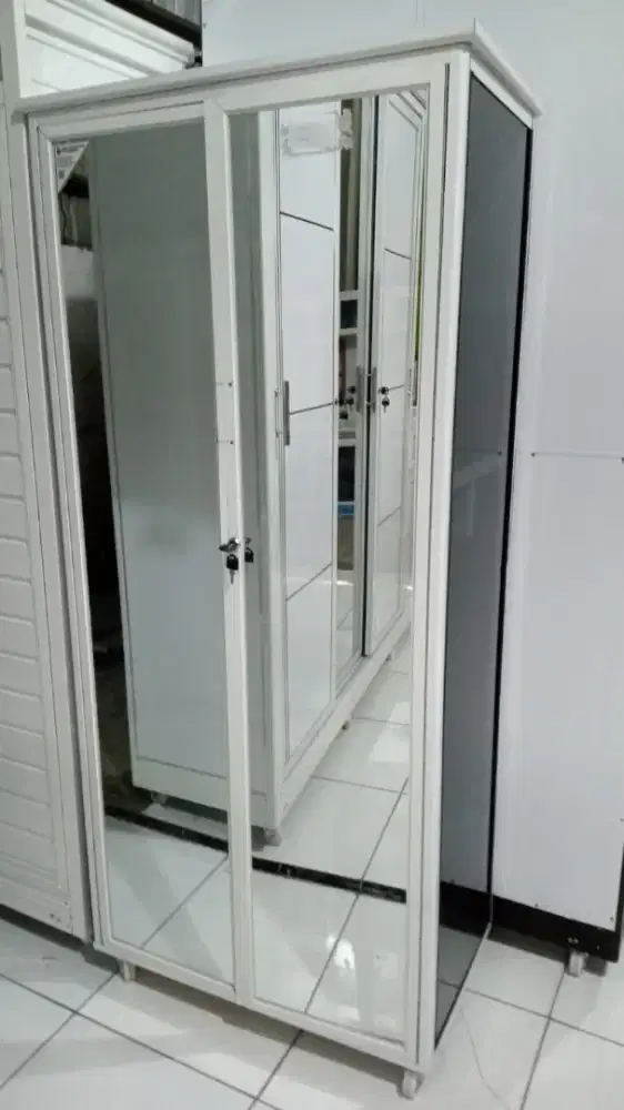 Lemari baju anak 2pintu (sap gantung)