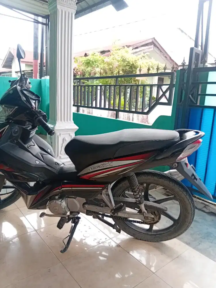 Di jual Viar 100 CC, motor bebek andalan untuk harian! Siap pakai.
