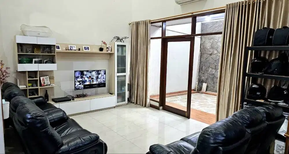 Taman Holis Indah Bandung Rumah idaman 2 Lantai Siap Huni Strategis