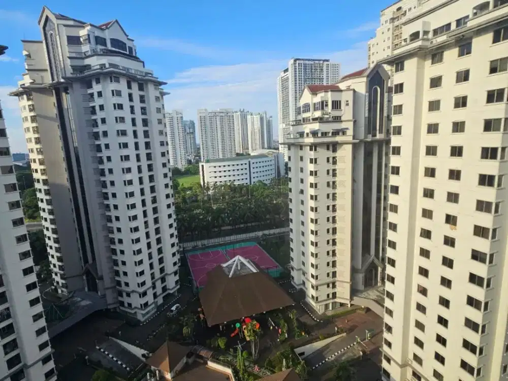 Dijual Bawah NJOP Apartemen The kemayoran Condominium 3BR Full renovasi At Jakarta Pusat