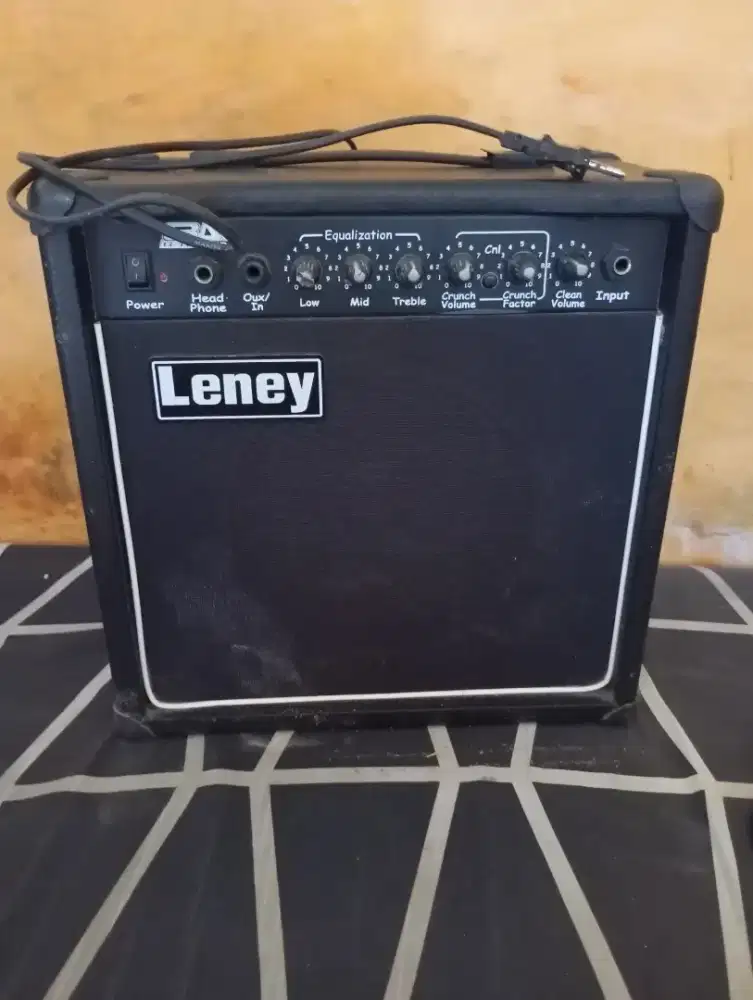 Ampli gitar laney