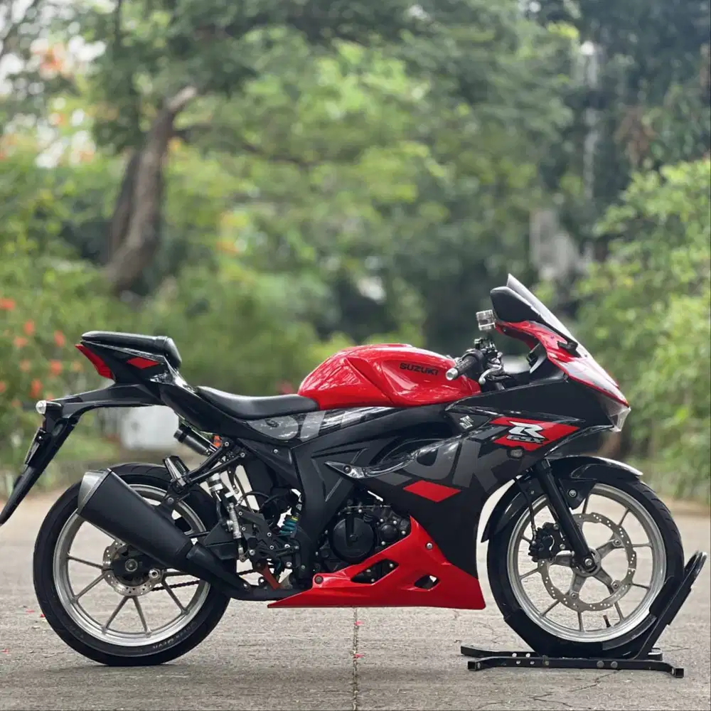 SUZUKI GSX 150R MERAH 2022 KM RENDAH PAJAK PANJANG GASPOL