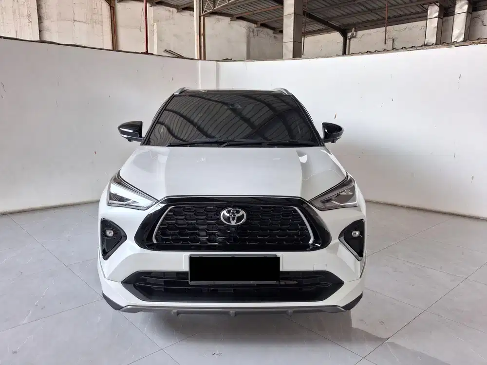 2024 Yaris cross hybrid GR Tss at km low