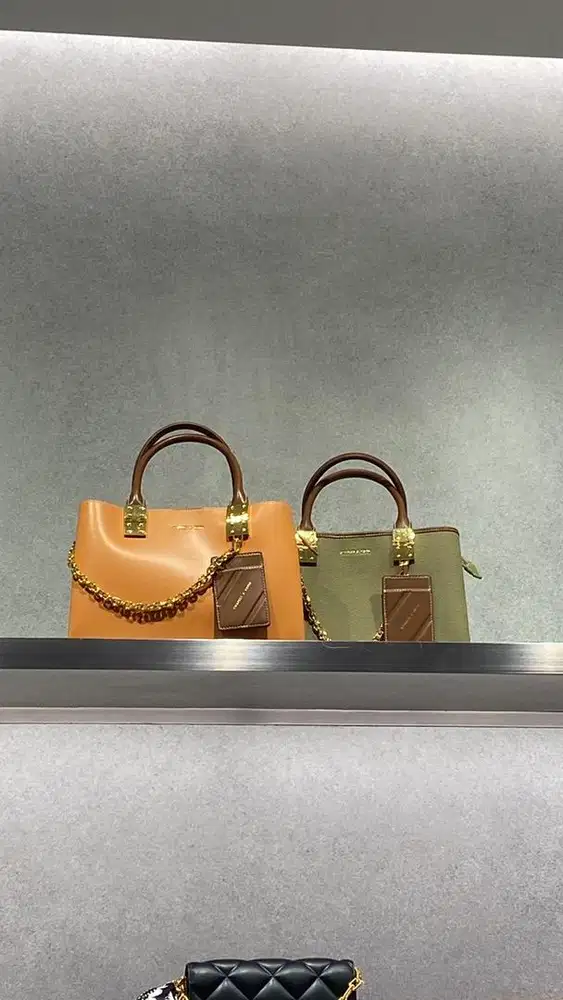 Tas Charles & Keith ORIGINAL