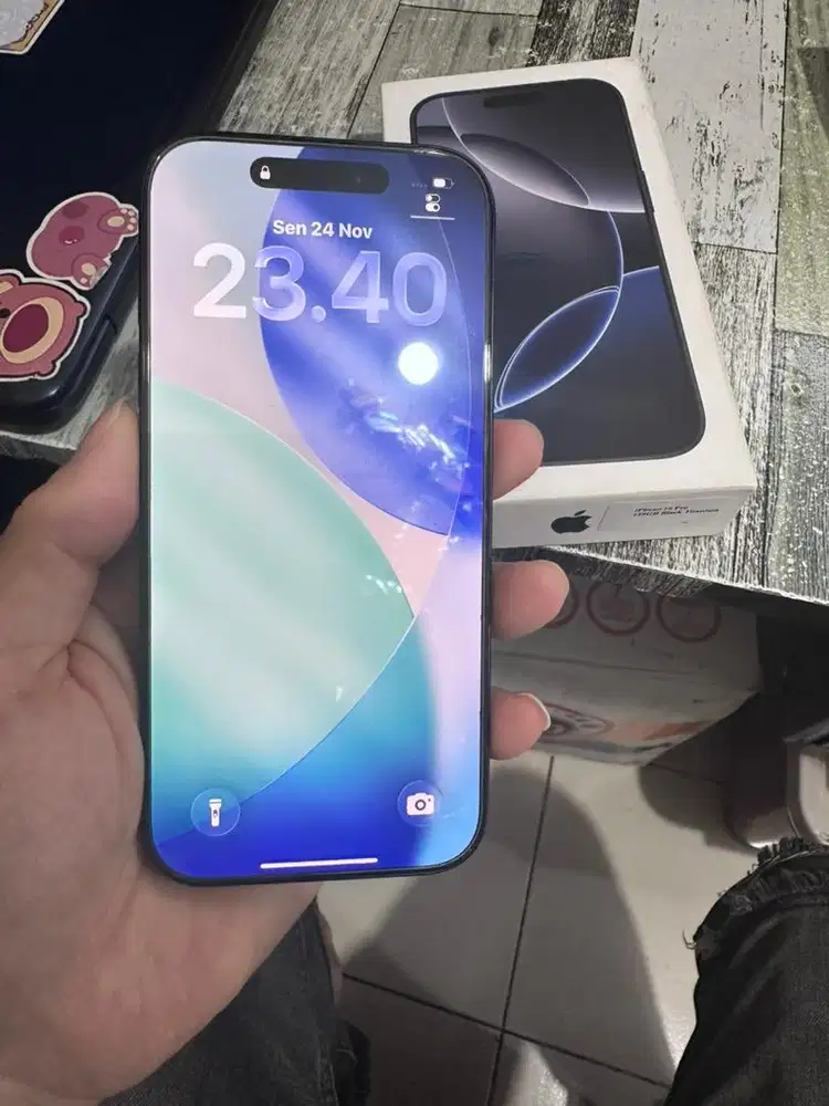 Iphone 16 pro 128 ibox super istimewah baru 6bulan fullset ori bh 100