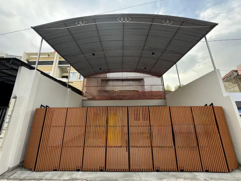 ANA RUMAH BARU UK 8X19M DI KOMPLEK JELAMBAR