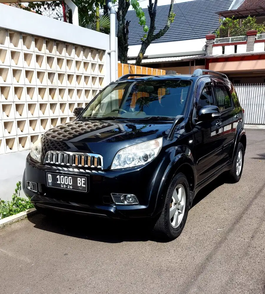 Toyota Rush 2010 Bensin