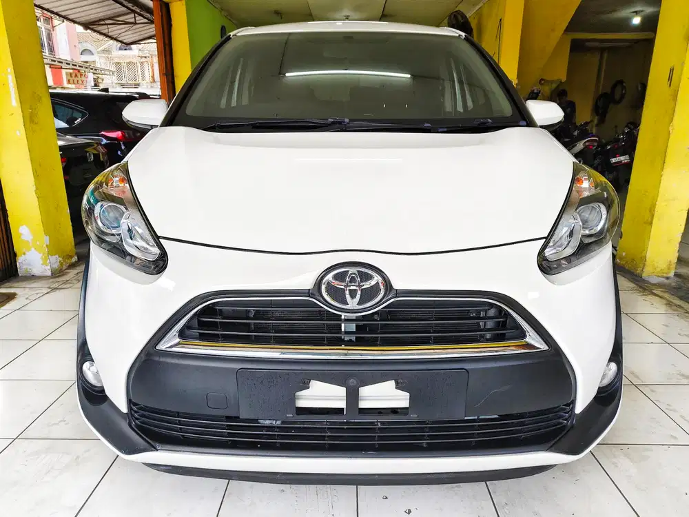 TOYOTA SIENTA 1.5 V AT 2017 MATIC PERFECT FULL ORISINIL TOP CONDS NO Q