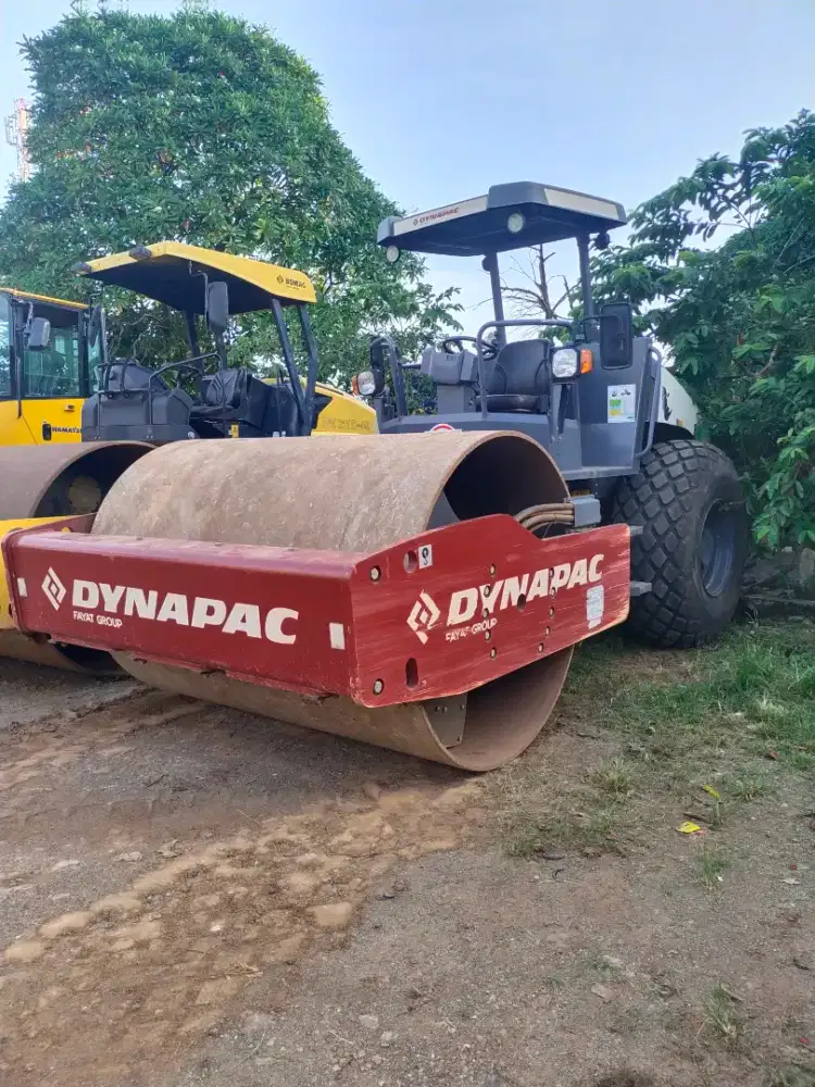 Vibro Dynapac CA30D Tahun 2024