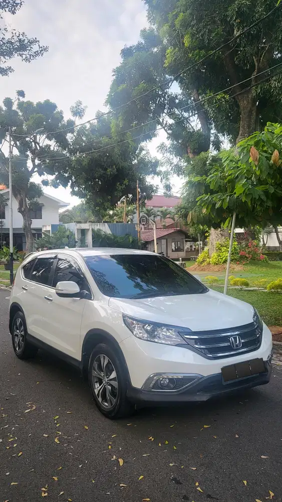 Honda CR-V 2013 2.4 AT Putih (pearl white)