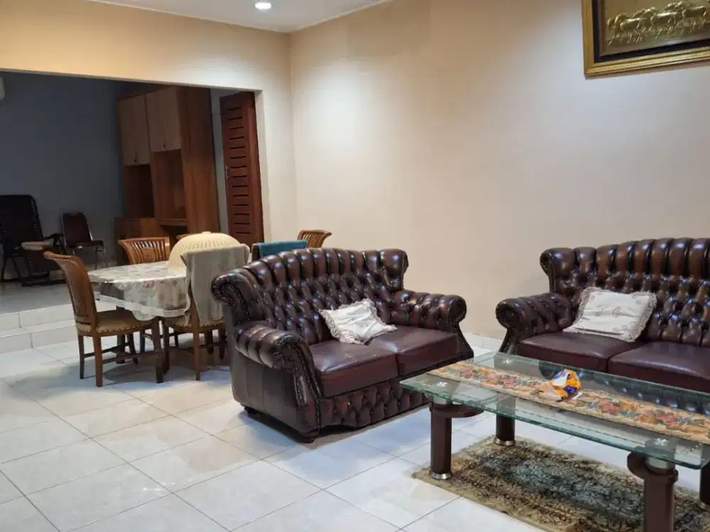 Rumah Bagus 2 lantai Semi Furnish Giardina BSD