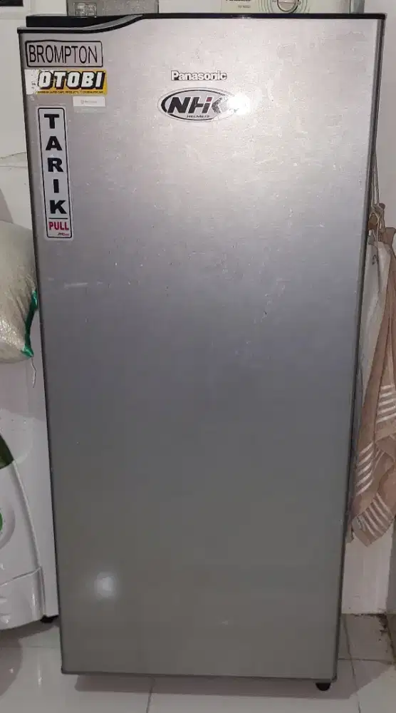 Kulkas Panasonic