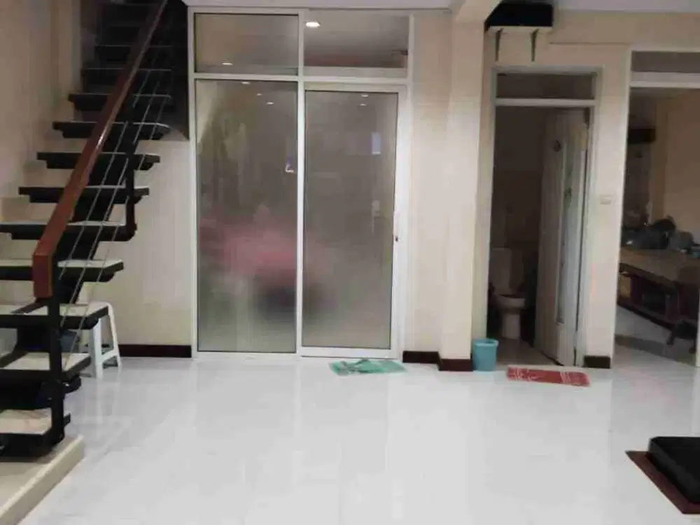 Rumah ex Salon  bisa utk dilanjutkan
