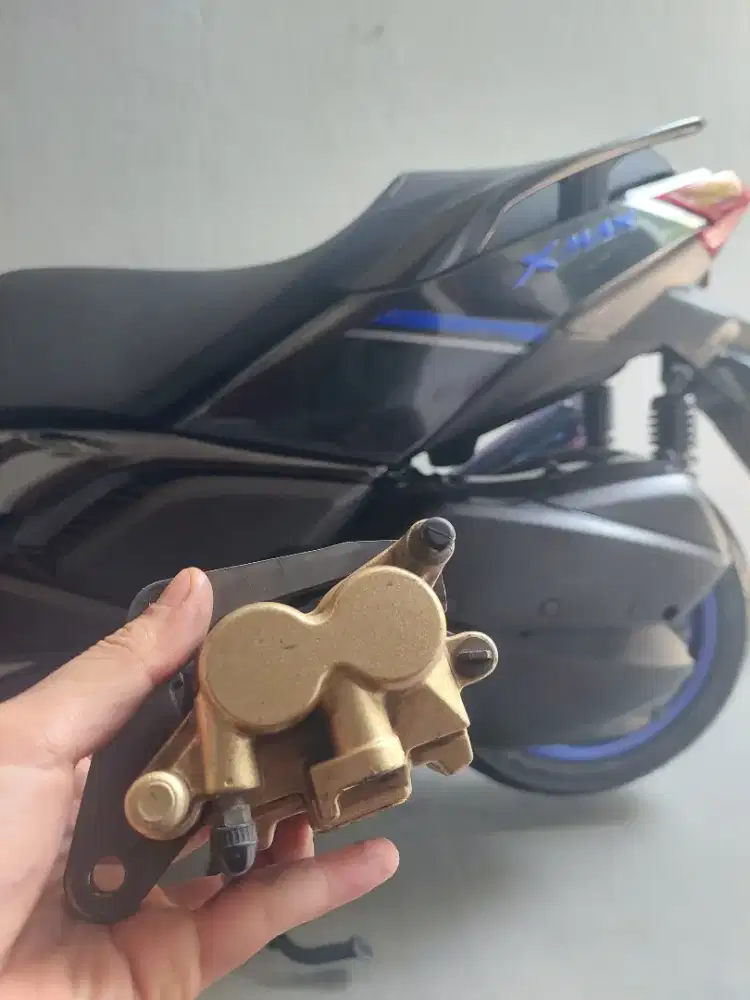 Jual kaliper R15 v3 terbaru 2024