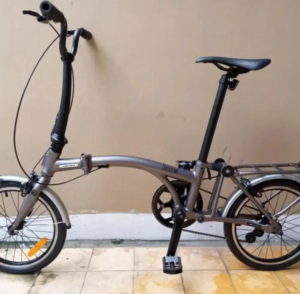 SEPEDA UNITED TRIFOLD 1S