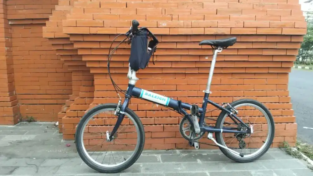 Seli raileigh england