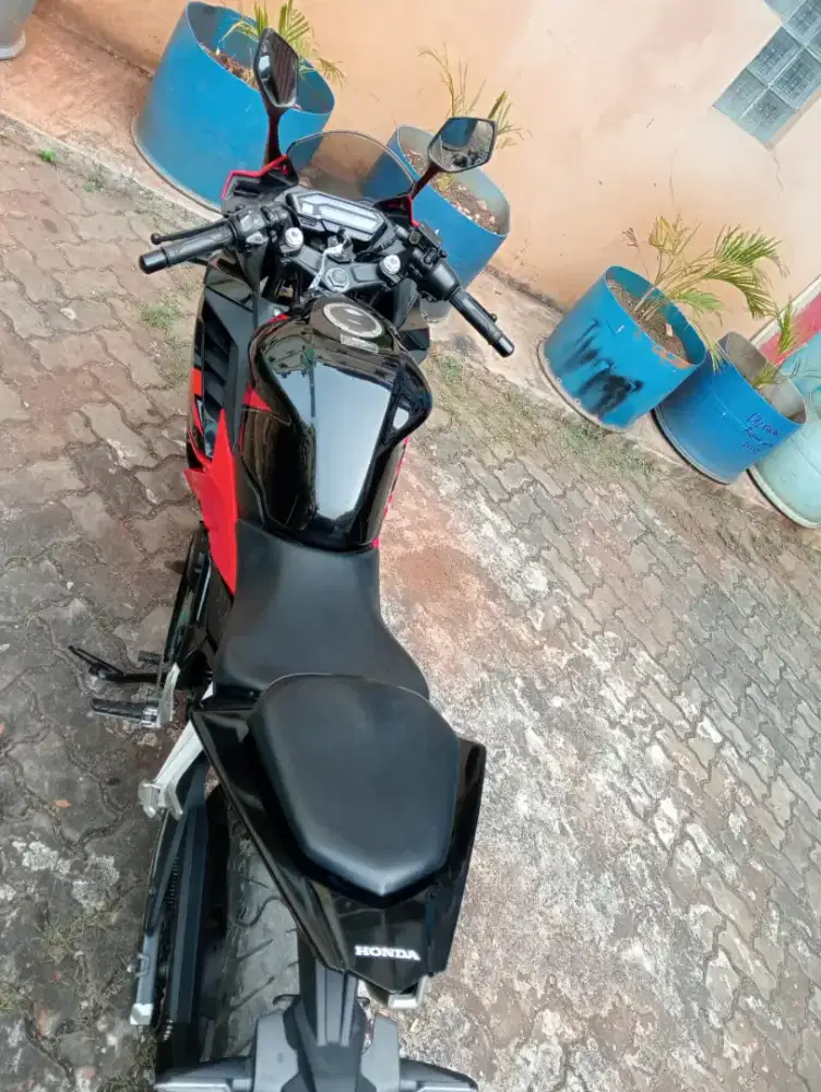 Promo DP 500 Honda CBR 150 R Tahun 2019