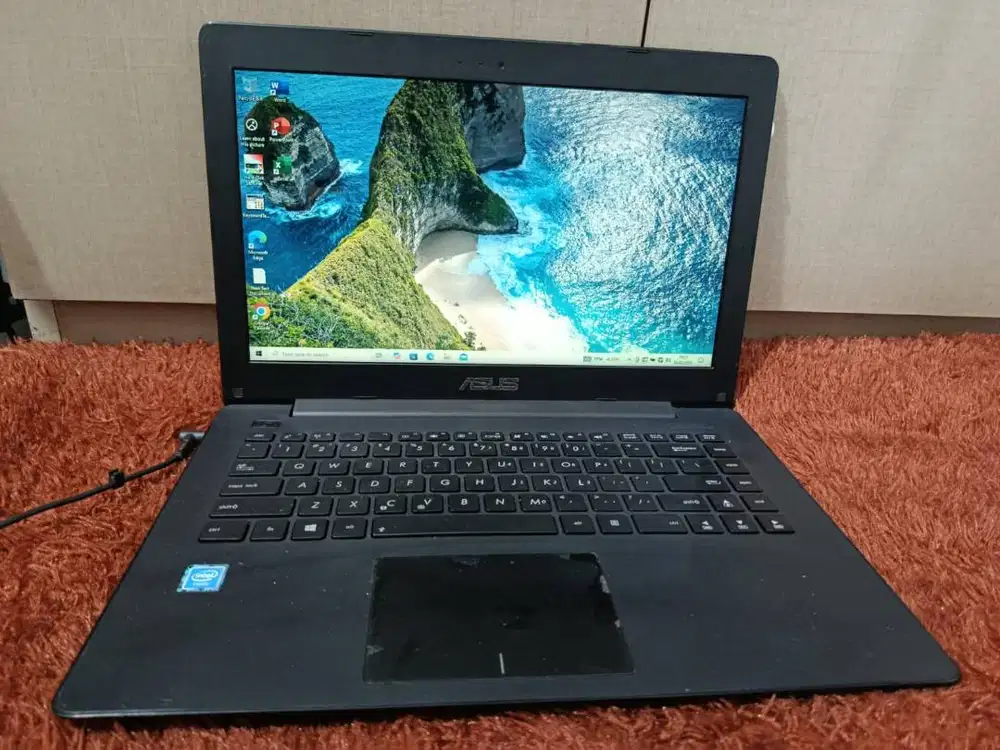 Laptop Asus X453S  Windows 10 pro 64-bit  Processor Intel Celeron CPU