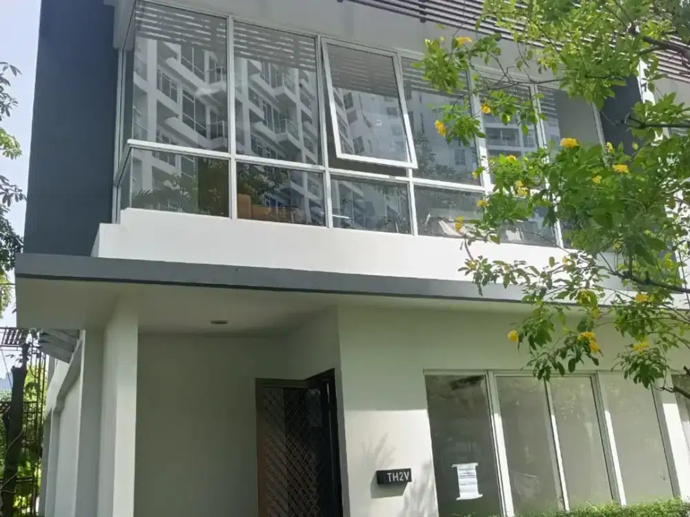 Disewakan Murah Puri Mansion Apt Town House Semi Furnish Uk. 142m2
