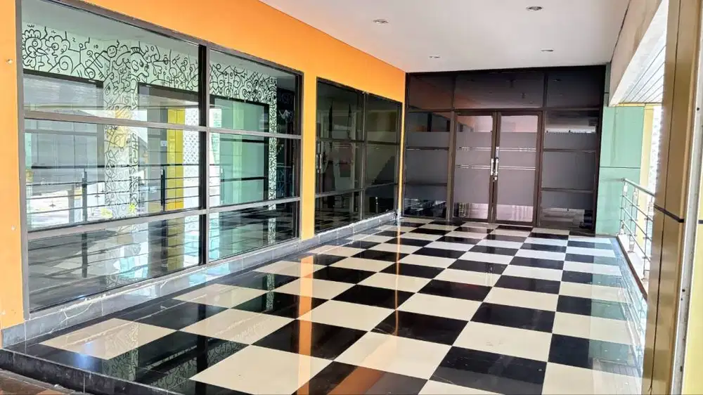 Di Kontrakkan Kantor Semarang 5016