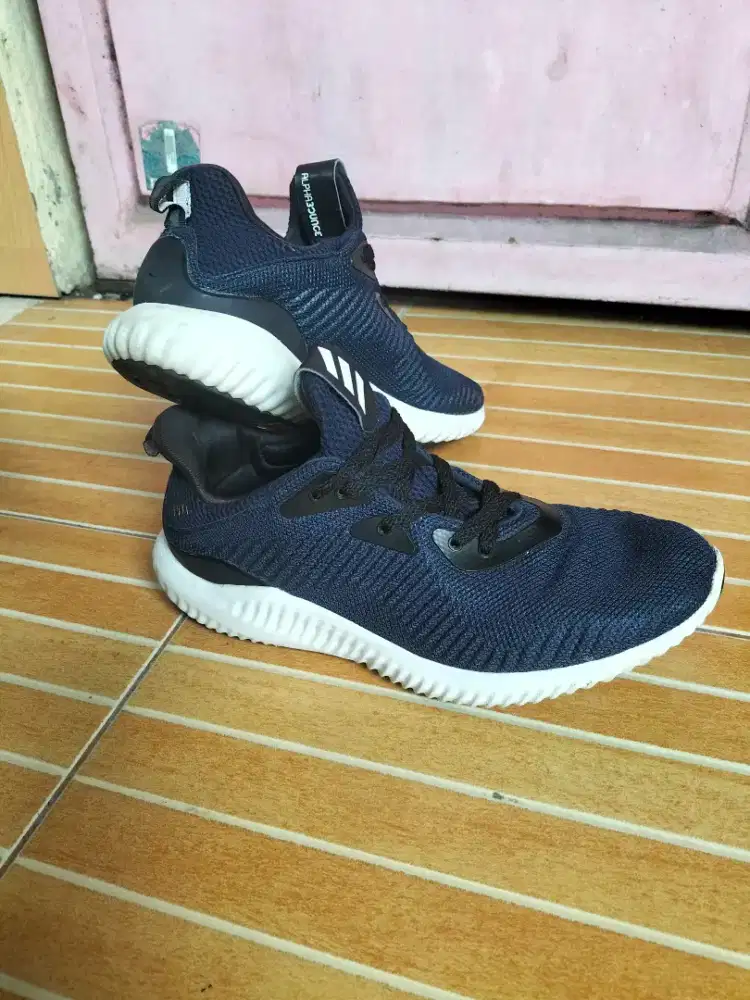 Adidas alphabounce navy uk.40
