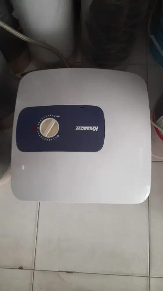 Water heater ( tabung air panas)