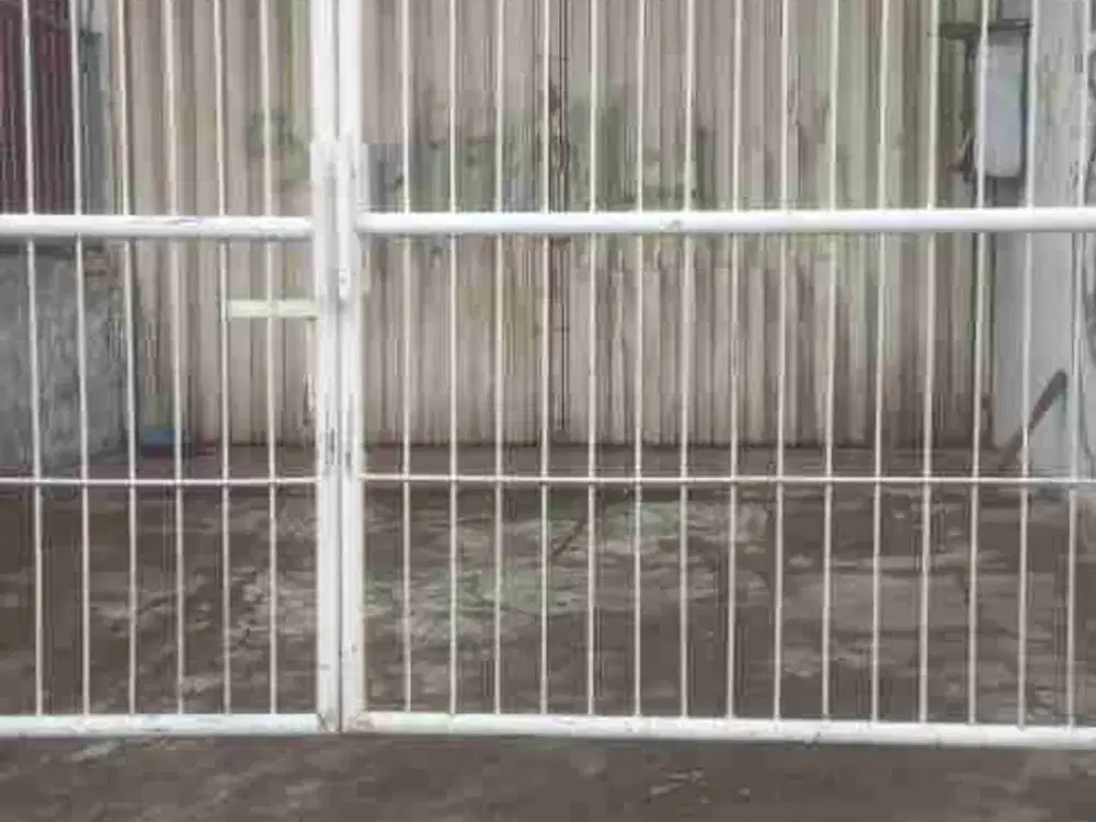 Di jual Ruko komersil 4,5 Lantai siap pakai di palmerah