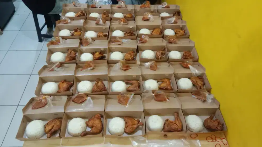 Ayam Geprek dan Pecel Lele