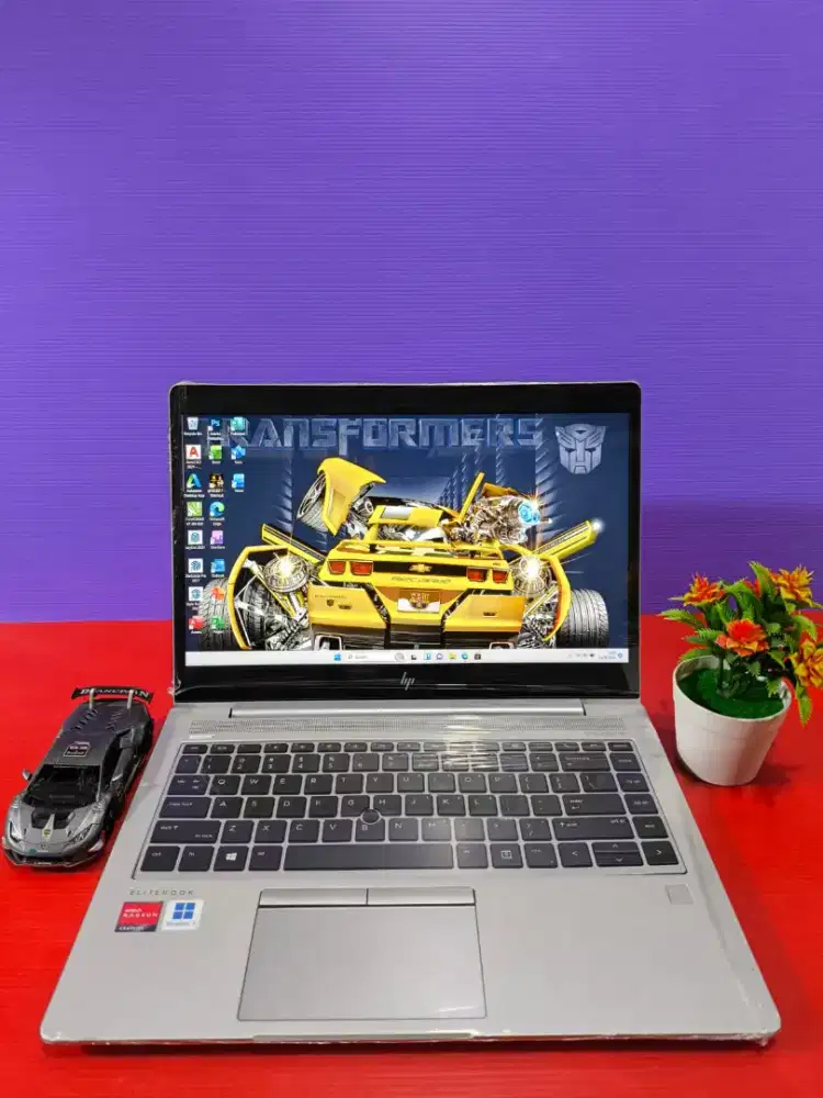 Laptop HP Elitebook 745 G5 RYZEN 7 RAM 8 Gb SSD 256GB VGA AMD RADEON