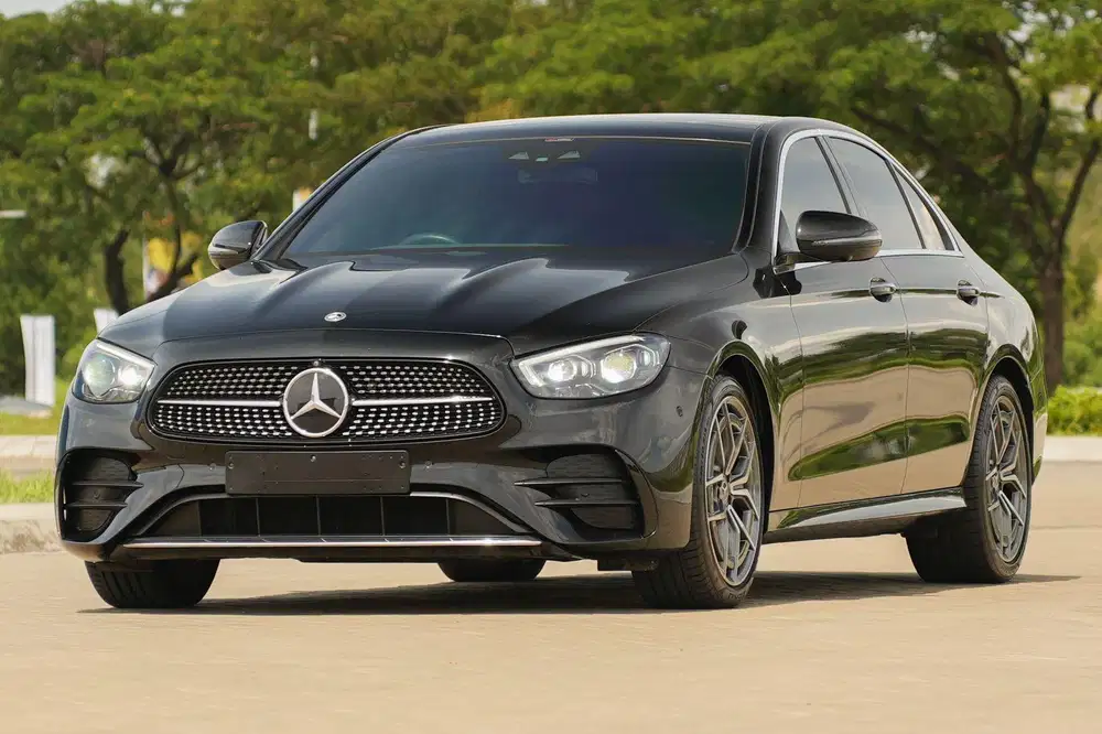 Real Boss! Mercedes E300 AMG Line Facelift 2022 Black 530i c300 320i