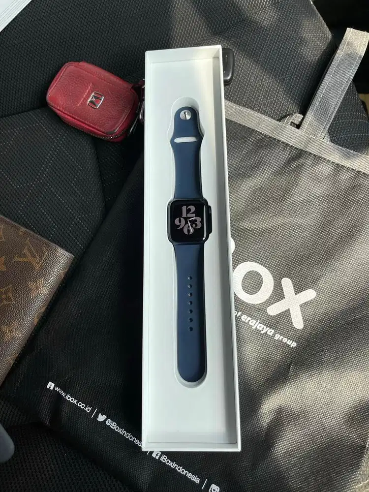DI JUAL Apple watch series 6 40mm original IBOX